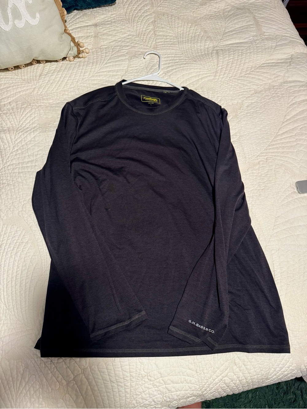 G.H. Bass & Co. Men's Long-Sleeve Crewneck Shirt - Gray